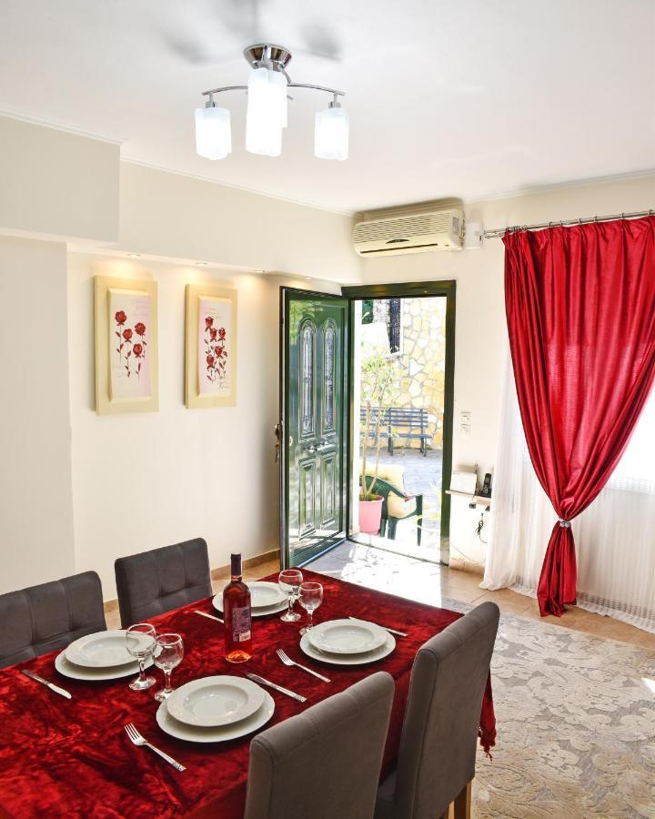 Marilou'S Cottage Agios Matthaios  Exterior photo