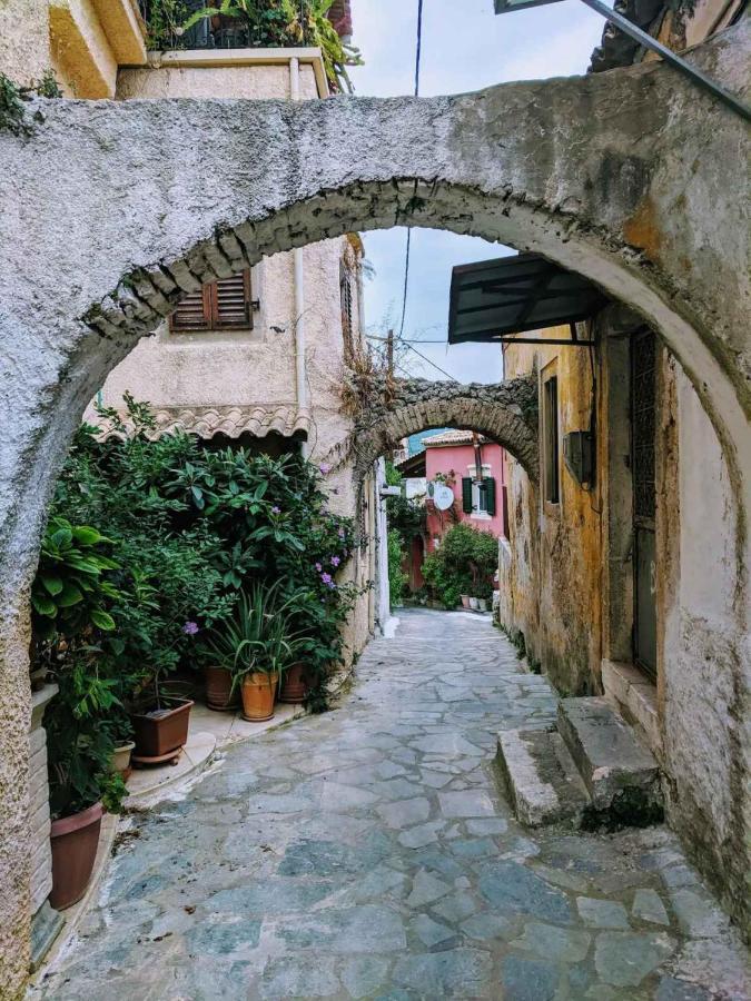 Marilou'S Cottage Agios Matthaios  Exterior photo